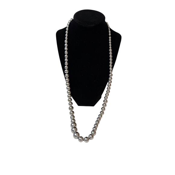 Vintage Signed MONET Silver-Tone Ball Bead Chain Necklace - Picture 2 of 16